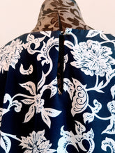 Load image into Gallery viewer, Fat Not Sorry Vintage Floral Blouse (Size 16/18)
